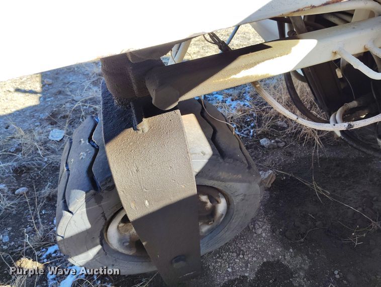 image for item DV6714 MBW CG100 curb machine