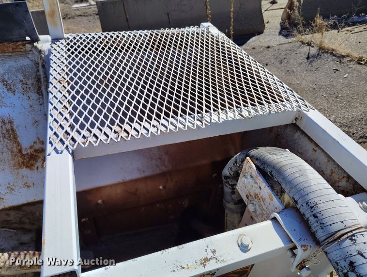 image for item DV6714 MBW CG100 curb machine