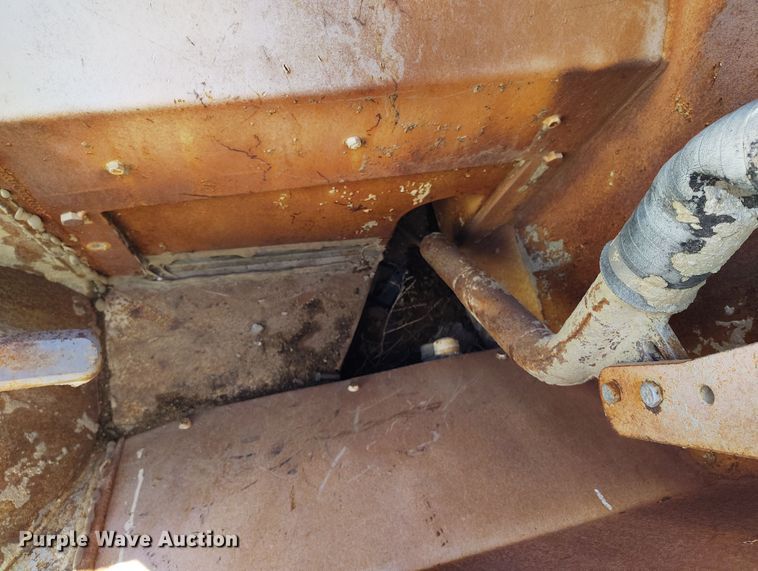 image for item DV6714 MBW CG100 curb machine