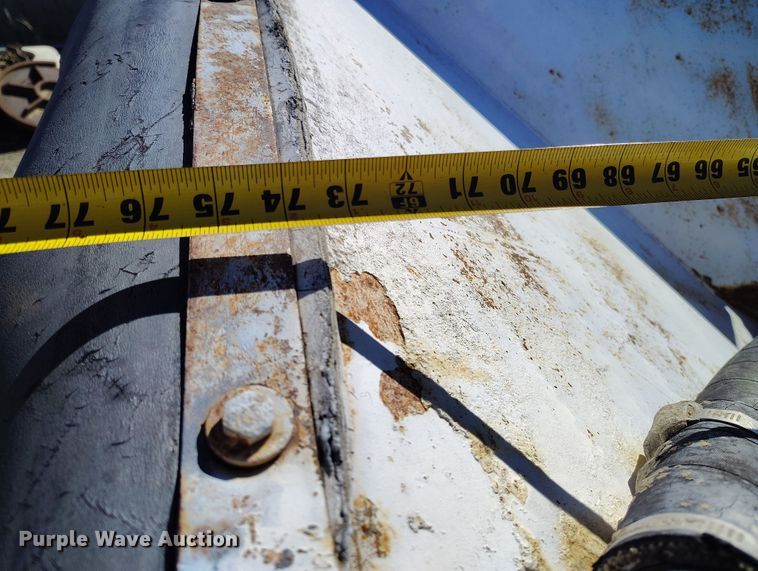 image for item DV6714 MBW CG100 curb machine