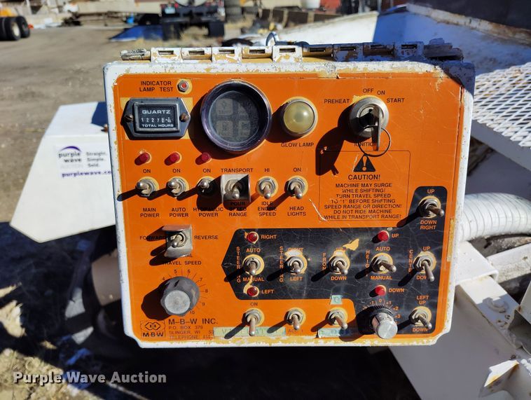 image for item DV6714 MBW CG100 curb machine