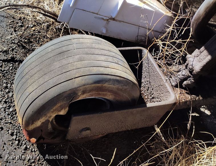 image for item DV6714 MBW CG100 curb machine