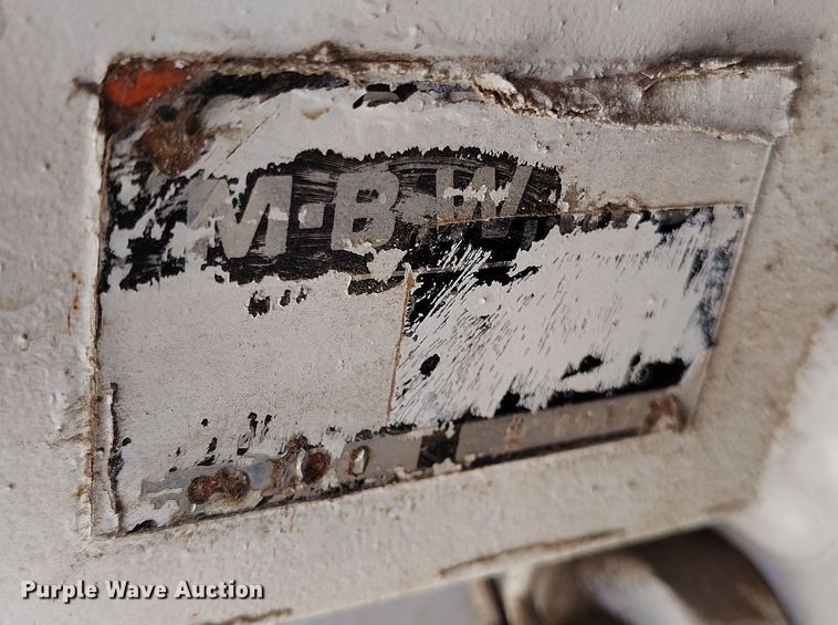 image for item DV6714 MBW CG100 curb machine