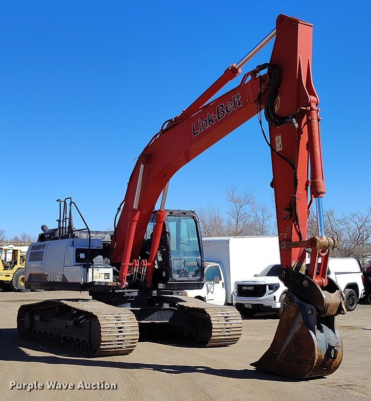 image for item DV6718 2015 Link-Belt 300X4 excavator