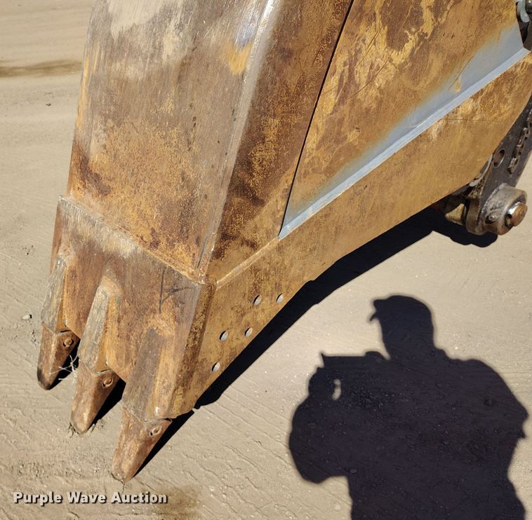 image for item DV6718 2015 Link-Belt 300X4 excavator