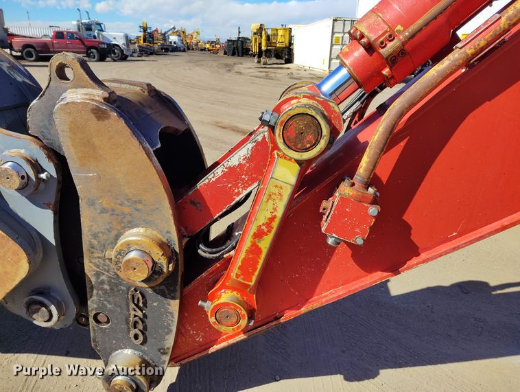 image for item DV6718 2015 Link-Belt 300X4 excavator