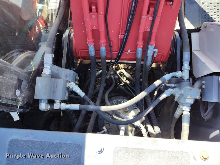 image for item DV6718 2015 Link-Belt 300X4 excavator