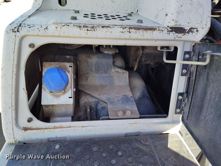 image for item DV6718 2015 Link-Belt 300X4 excavator