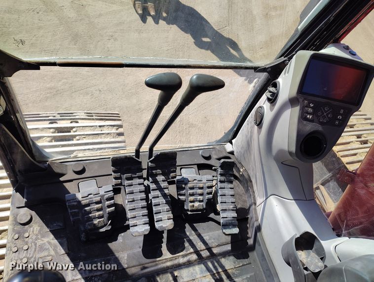 image for item DV6718 2015 Link-Belt 300X4 excavator