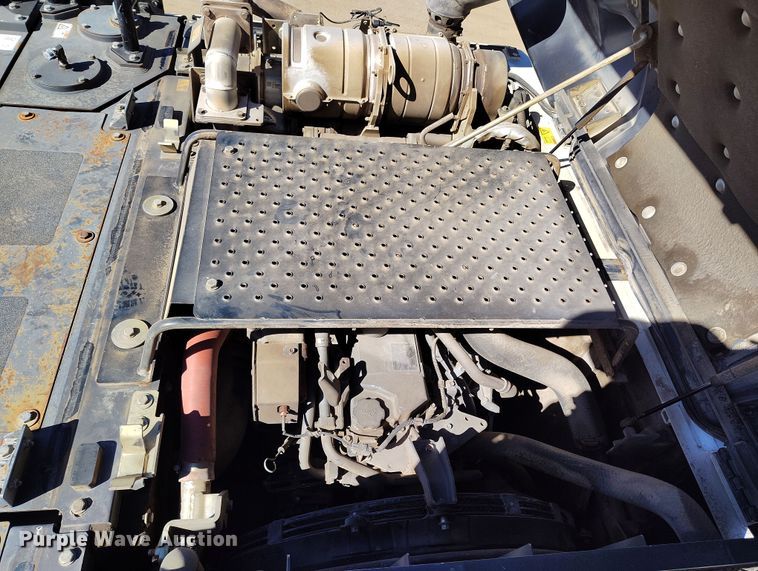 image for item DV6718 2015 Link-Belt 300X4 excavator