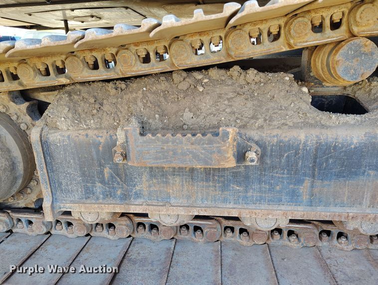 image for item DV6718 2015 Link-Belt 300X4 excavator