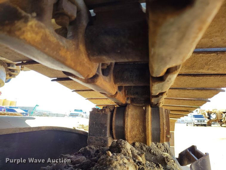 image for item DV6718 2015 Link-Belt 300X4 excavator