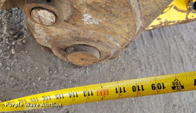 image for item DV6719 2005 Komatsu PC228USLC-3 excavator