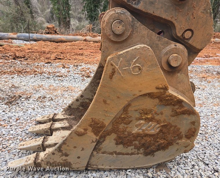 image for item DW1799 2019 Kobelco SK350LC-10 excavator