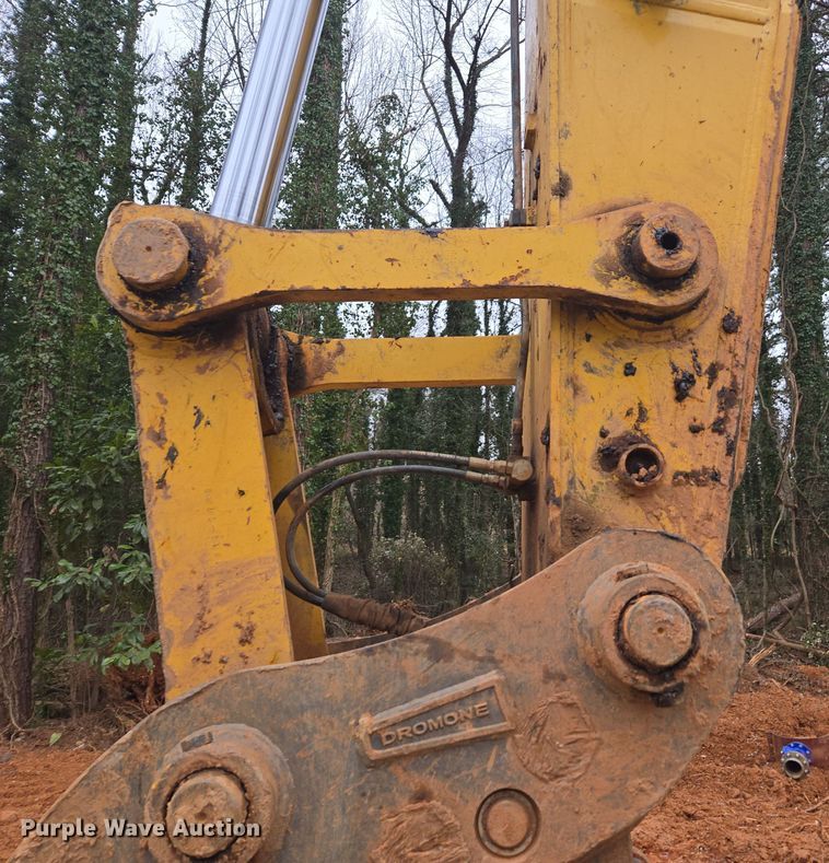 image for item DW1799 2019 Kobelco SK350LC-10 excavator