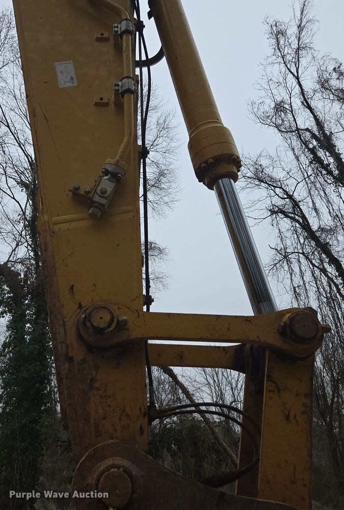 image for item DW1799 2019 Kobelco SK350LC-10 excavator