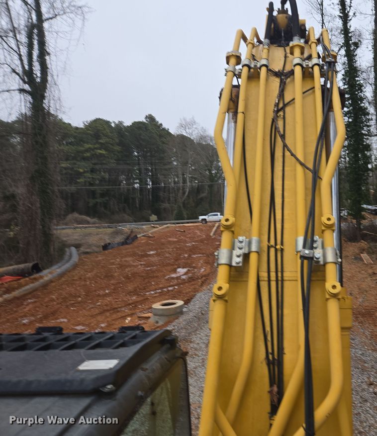 image for item DW1799 2019 Kobelco SK350LC-10 excavator