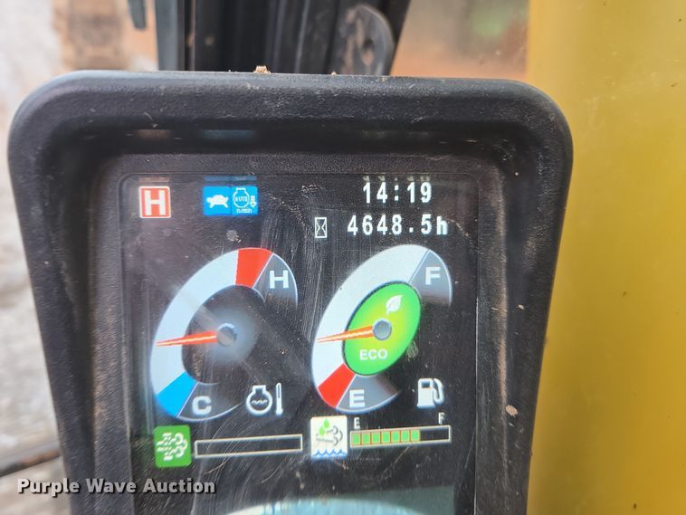 image for item DW1799 2019 Kobelco SK350LC-10 excavator