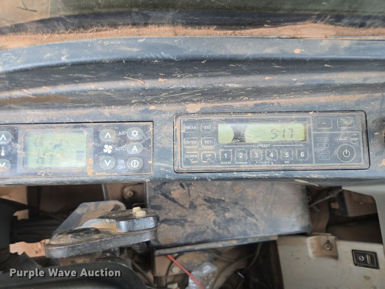 image for item DW1799 2019 Kobelco SK350LC-10 excavator