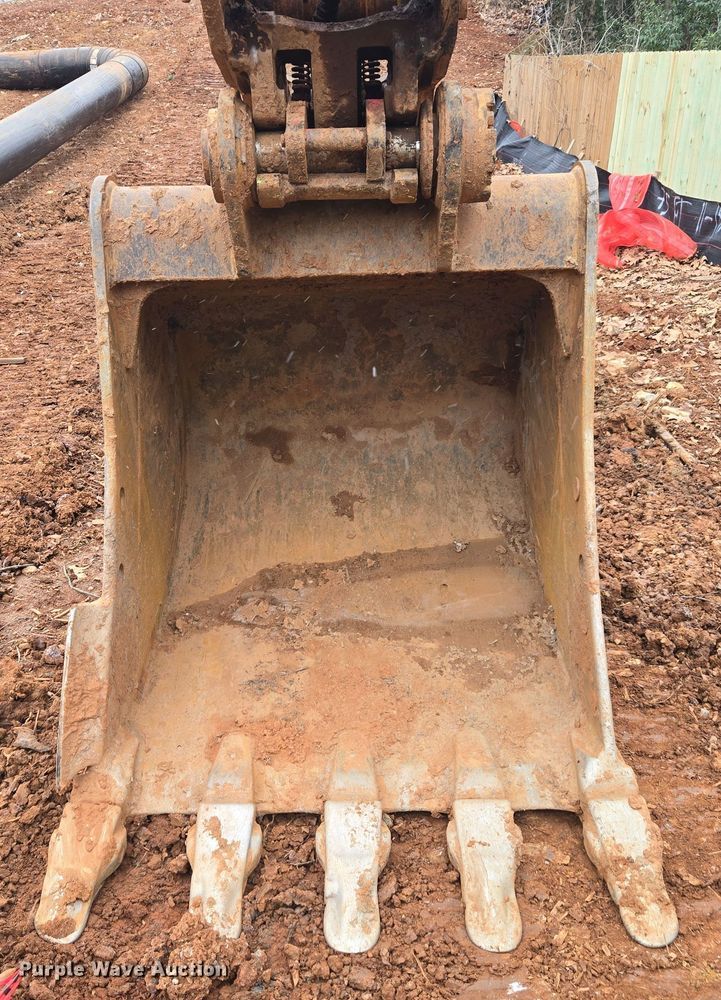 image for item DW1800 2019 Kobelco SK350LC-10 excavator