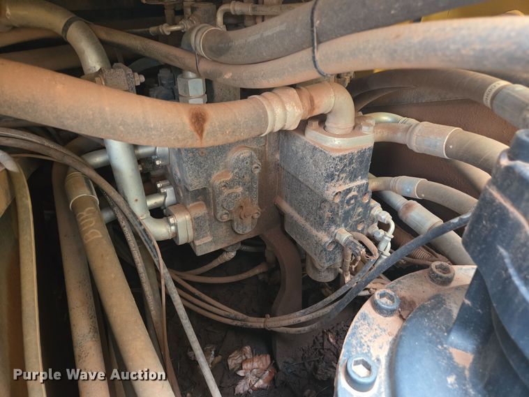 image for item DW1800 2019 Kobelco SK350LC-10 excavator