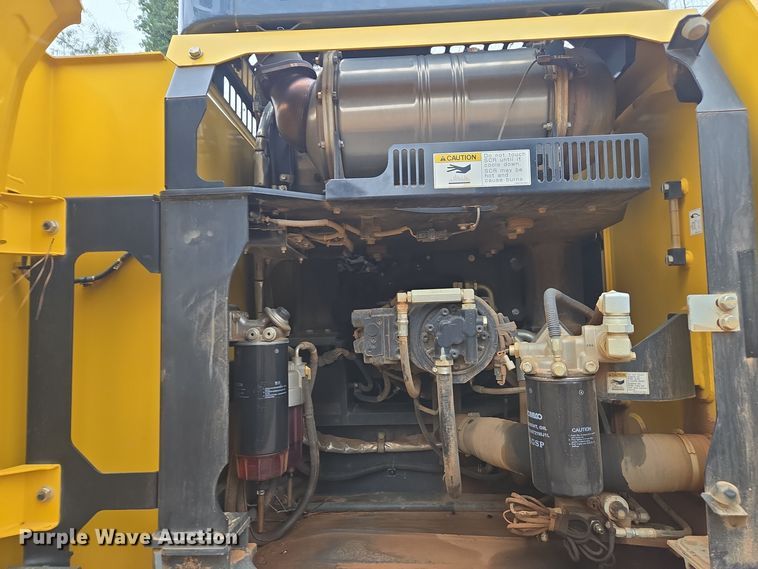 image for item DW1800 2019 Kobelco SK350LC-10 excavator