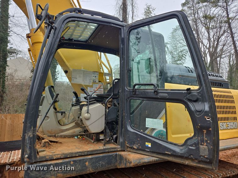 image for item DW1800 2019 Kobelco SK350LC-10 excavator