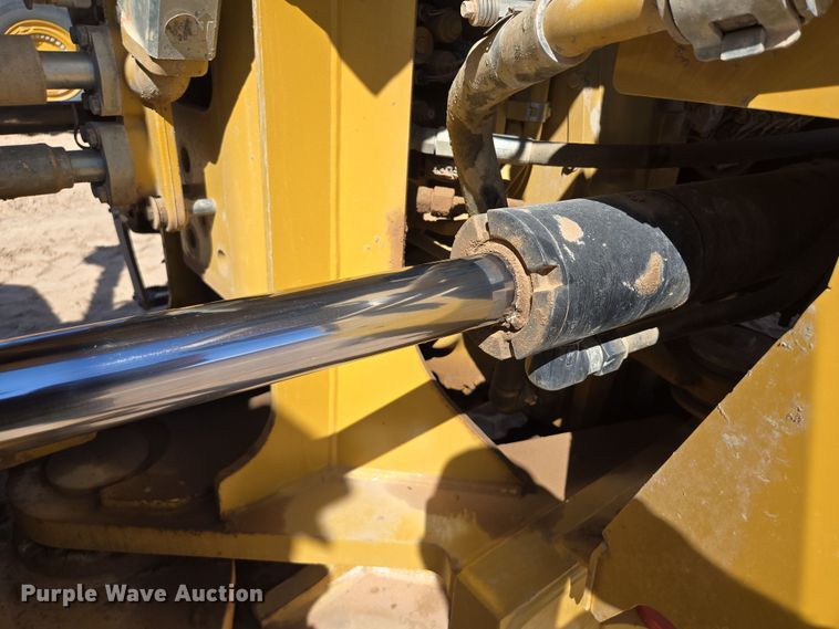 image for item DW1812 2021 Caterpillar 982 wheel loader