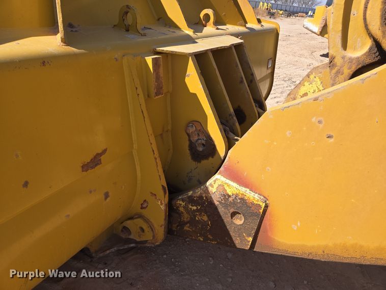 image for item DW1812 2021 Caterpillar 982 wheel loader