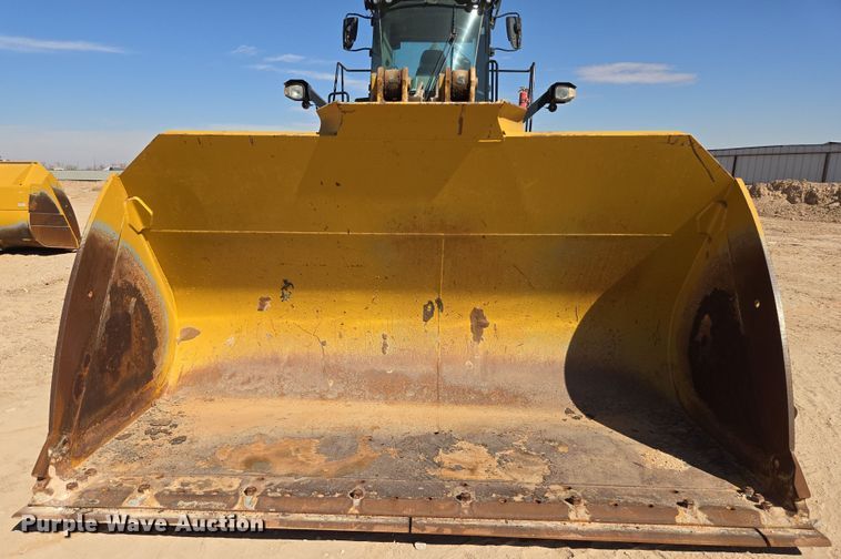 image for item DW1812 2021 Caterpillar 982 wheel loader