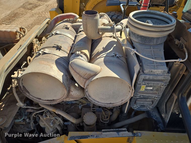 image for item DW1812 2021 Caterpillar 982 wheel loader