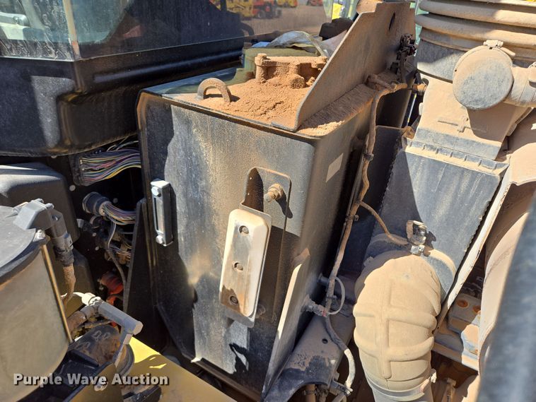 image for item DW1812 2021 Caterpillar 982 wheel loader