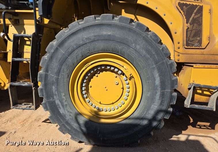 image for item DW1812 2021 Caterpillar 982 wheel loader