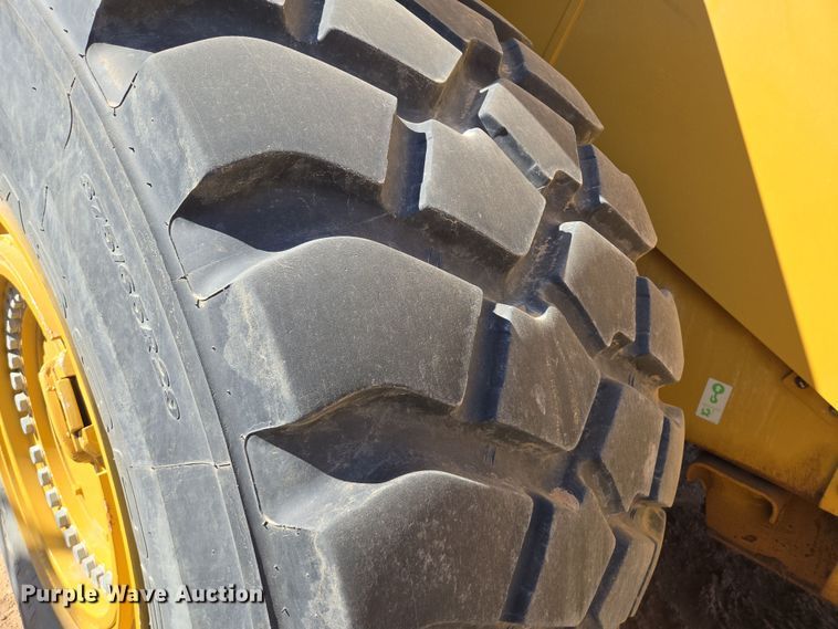 image for item DW1812 2021 Caterpillar 982 wheel loader