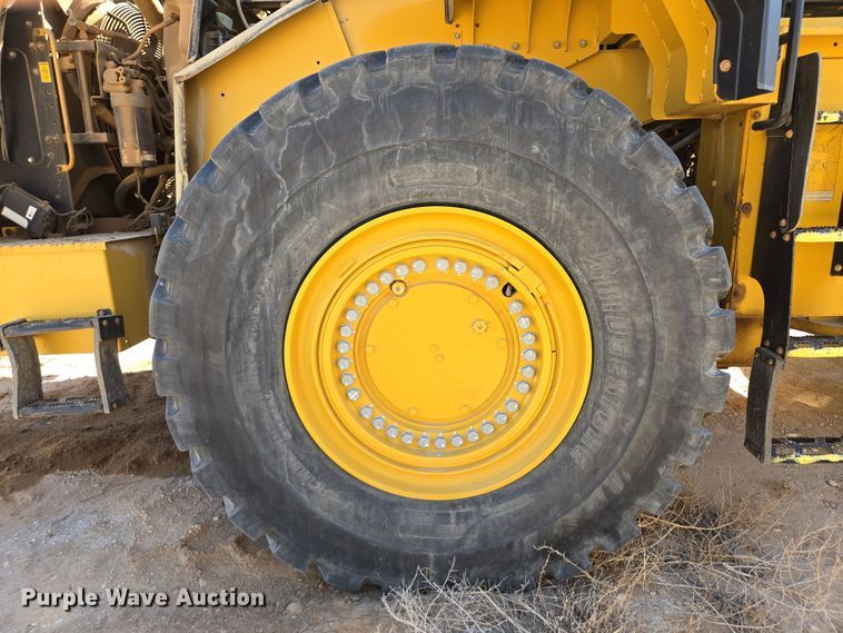 image for item DW1812 2021 Caterpillar 982 wheel loader