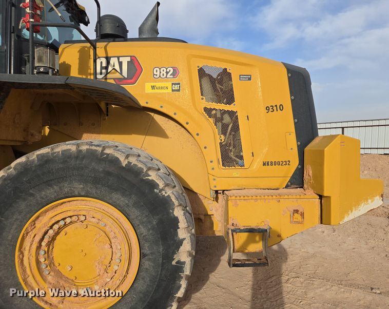 image for item DW1813 2022 Caterpillar 982 wheel loader