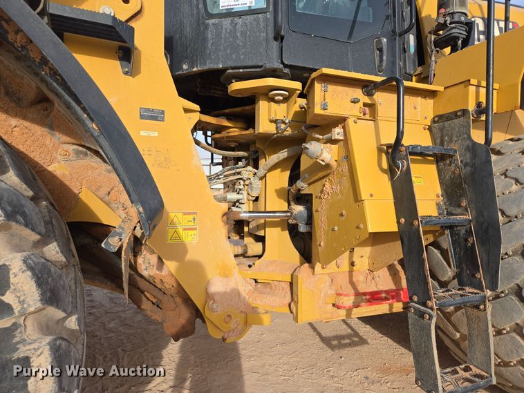 image for item DW1813 2022 Caterpillar 982 wheel loader