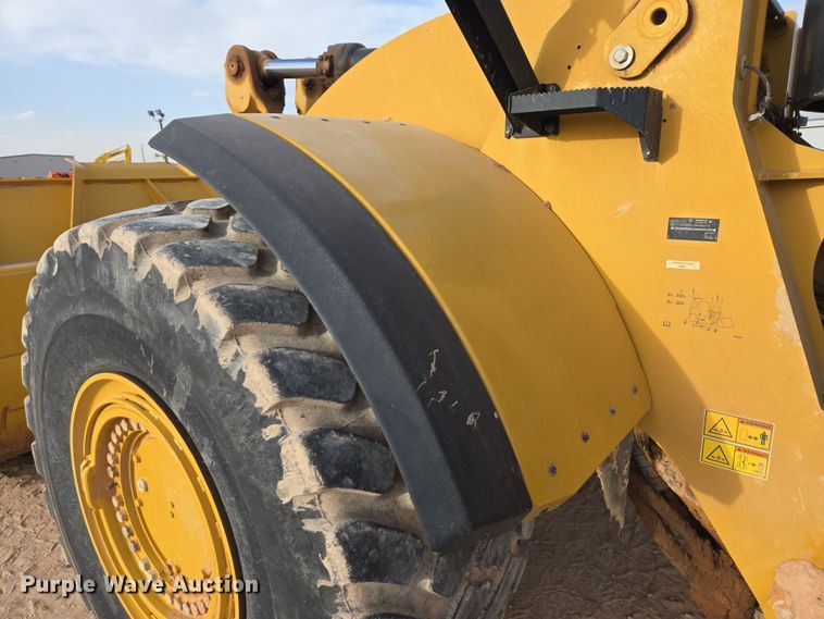 image for item DW1813 2022 Caterpillar 982 wheel loader