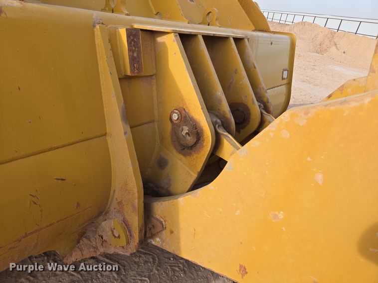 image for item DW1813 2022 Caterpillar 982 wheel loader