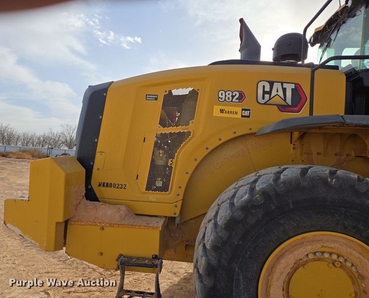 image for item DW1813 2022 Caterpillar 982 wheel loader