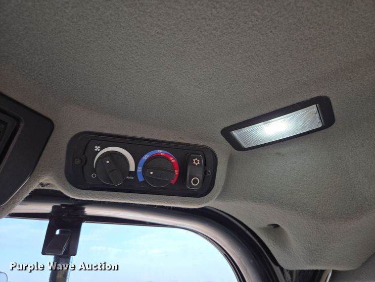 image for item DW1813 2022 Caterpillar 982 wheel loader