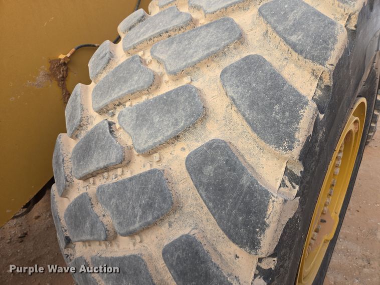 image for item DW1813 2022 Caterpillar 982 wheel loader