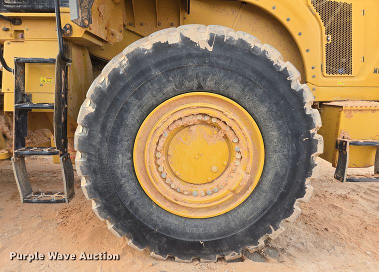 image for item DW1813 2022 Caterpillar 982 wheel loader