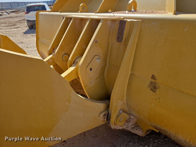 image for item DW1814 2021 Caterpillar 982M wheel loader