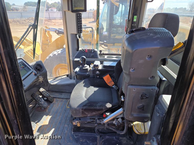 image for item DW1814 2021 Caterpillar 982M wheel loader