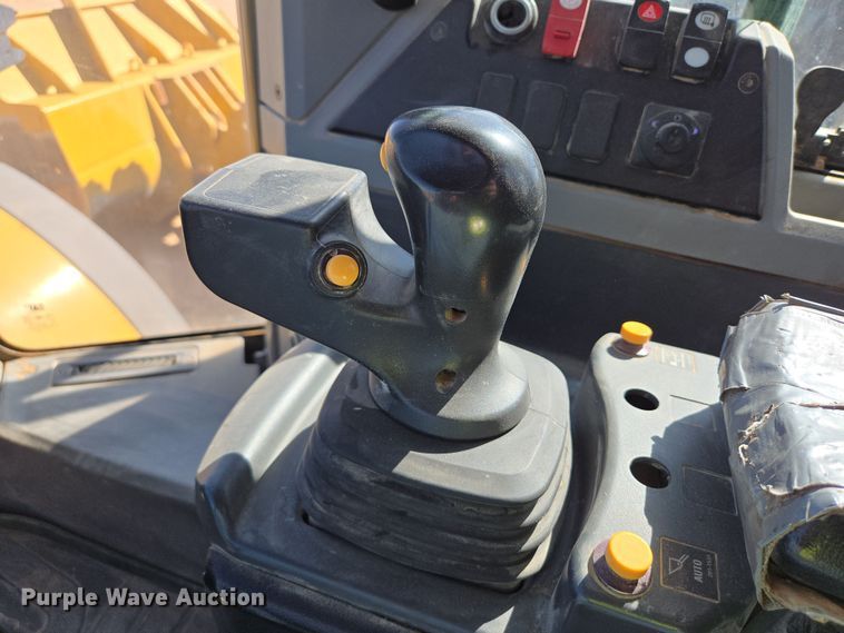 image for item DW1814 2021 Caterpillar 982M wheel loader