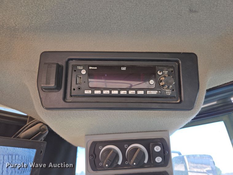 image for item DW1814 2021 Caterpillar 982M wheel loader