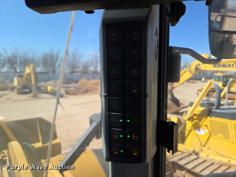 image for item DW1814 2021 Caterpillar 982M wheel loader