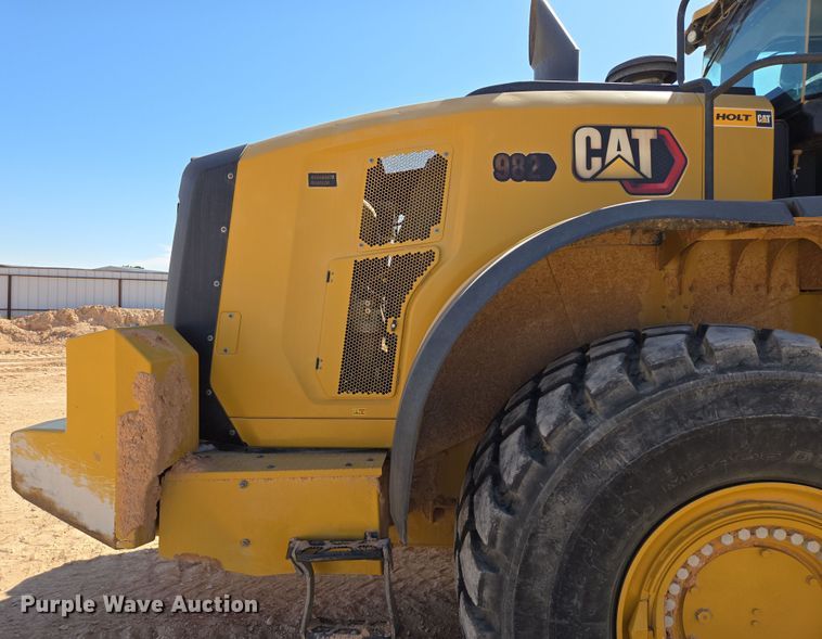 image for item DW1815 2022 Caterpillar 982 wheel loader
