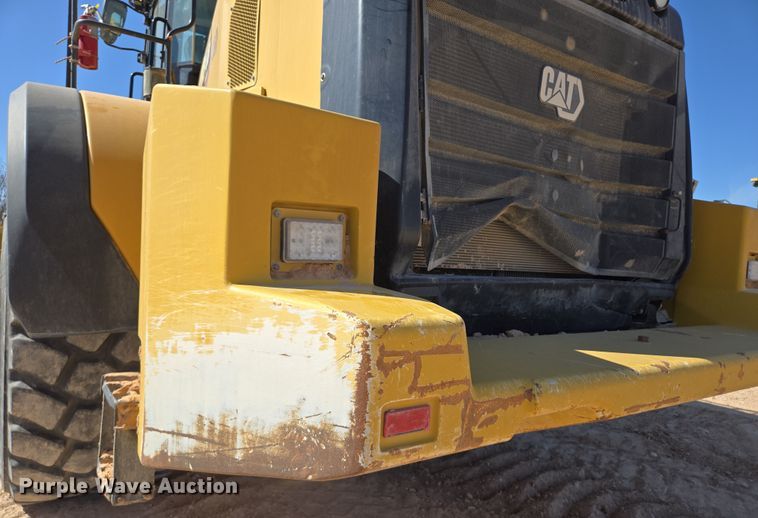 image for item DW1815 2022 Caterpillar 982 wheel loader